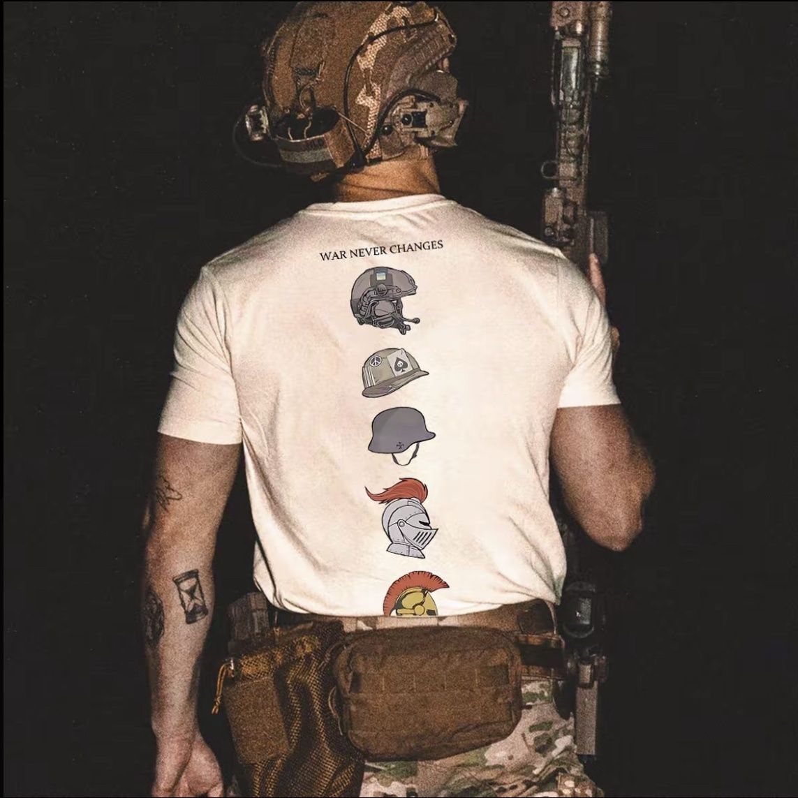 Streetwear Brand Tees - خوذة تطور التاريخ الاتجاه الأمريكي العلامة