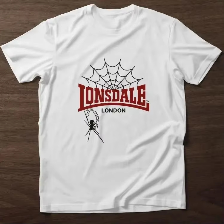Streetwear Brand Graphic Designer - تي شيرت بتصميم شبكة العنكبوت من
