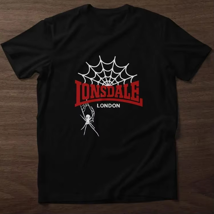 Streetwear Brand Graphic Designer - تي شيرت بتصميم شبكة العنكبوت من